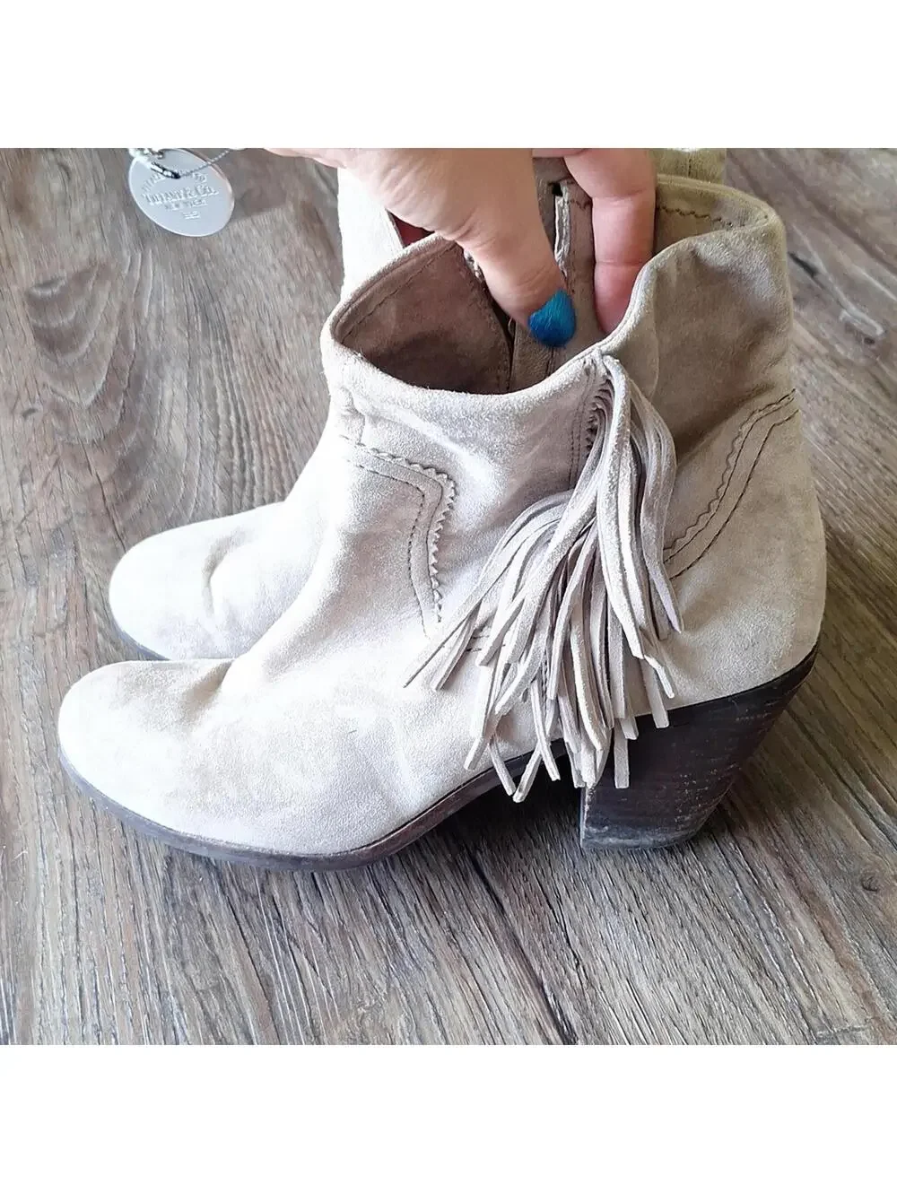 Sam Edelman as super all